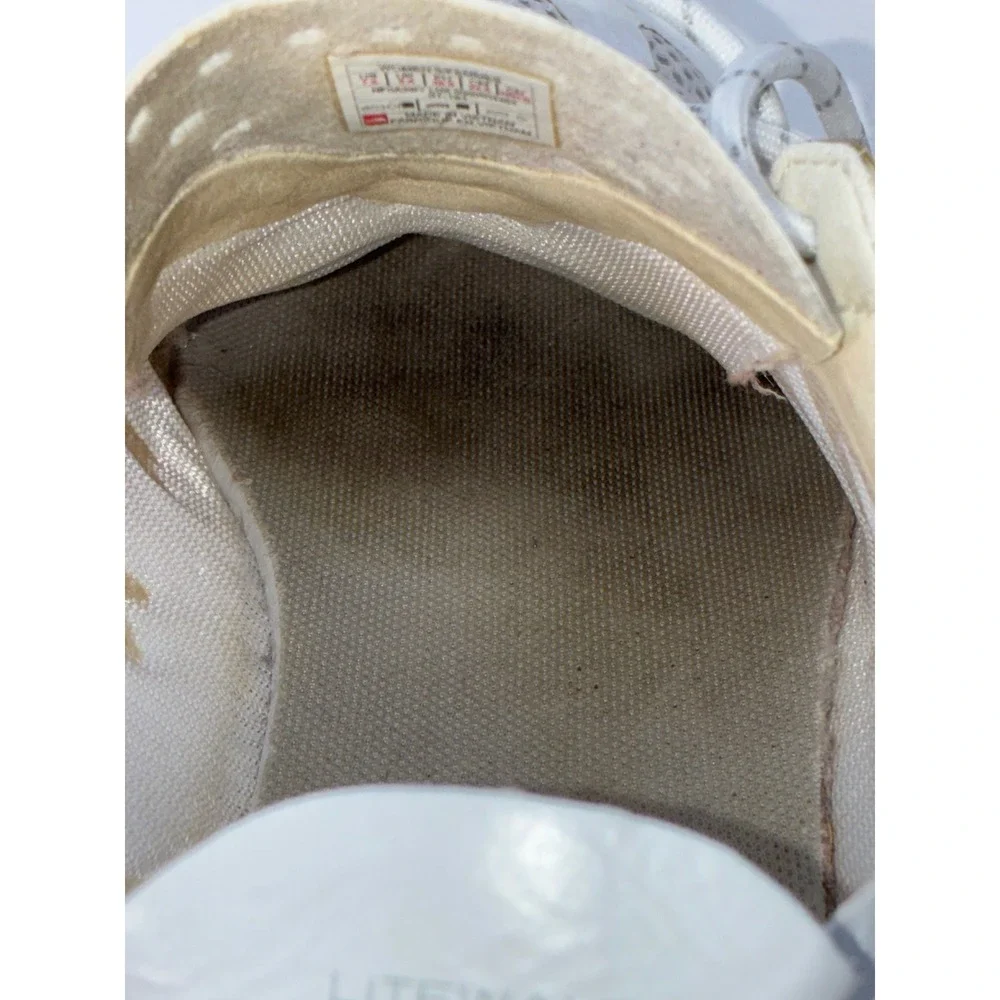 The North Face Litewave Flow Lace II Women 7.5 White Tan Mesh Sneakers NF0A39IY